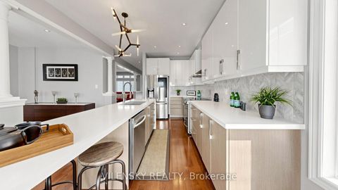 Photo 4 at 294 Ilan Ramon Boulevard, Patterson, Vaughan