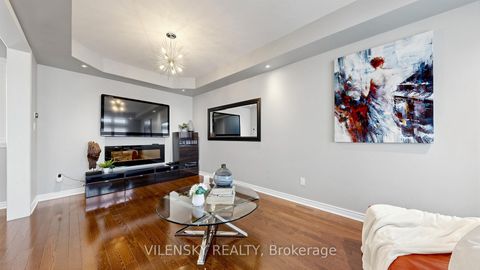 Photo 13 at 294 Ilan Ramon Boulevard, Patterson, Vaughan