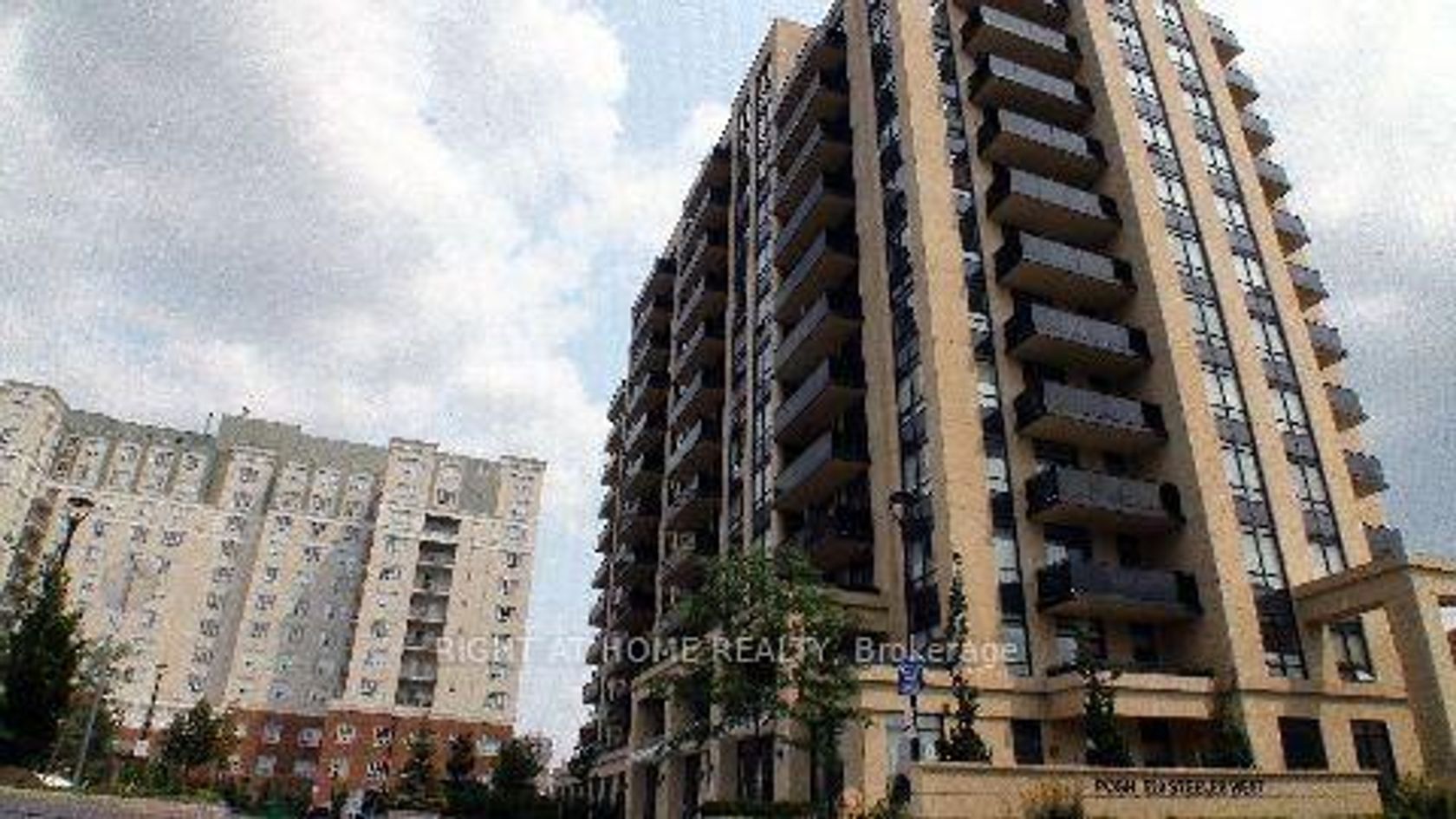 1108 - 520 Steels Avenue W, Yorkhill, Vaughan photo number 2