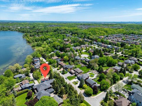 Photo 2 at 260 Douglas Road, Oak Ridges Lake Wilcox, Richmond Hill