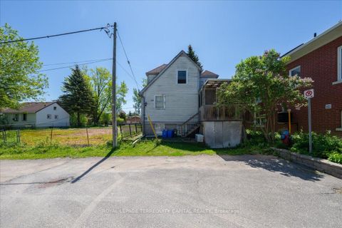 Photo 5 at 260 Douglas Road, Oak Ridges Lake Wilcox, Richmond Hill