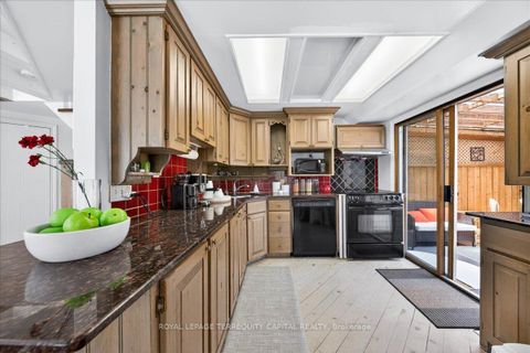 Photo 20 at 260 Douglas Road, Oak Ridges Lake Wilcox, Richmond Hill
