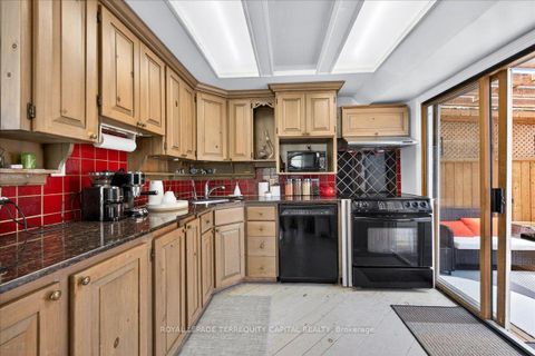 Photo 23 at 260 Douglas Road, Oak Ridges Lake Wilcox, Richmond Hill