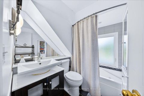 Photo 36 at 260 Douglas Road, Oak Ridges Lake Wilcox, Richmond Hill