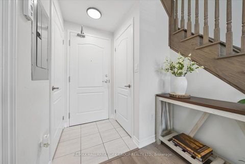Photo 3 at 203 - 3905 Major Mackenzie Drive, Vellore Village, Vaughan