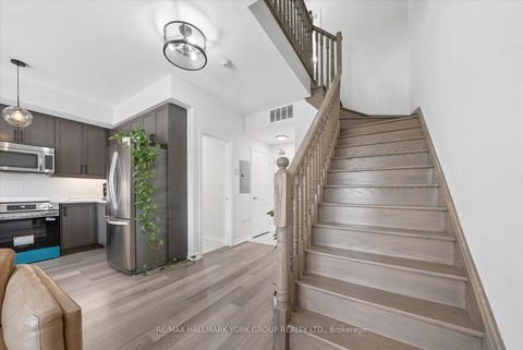 Photo 9 at 203 - 3905 Major Mackenzie Drive, Vellore Village, Vaughan