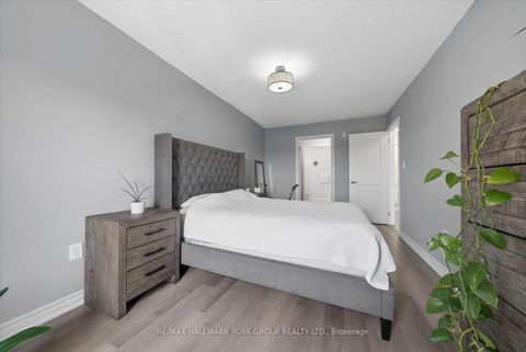 Photo 12 at 203 - 3905 Major Mackenzie Drive, Vellore Village, Vaughan