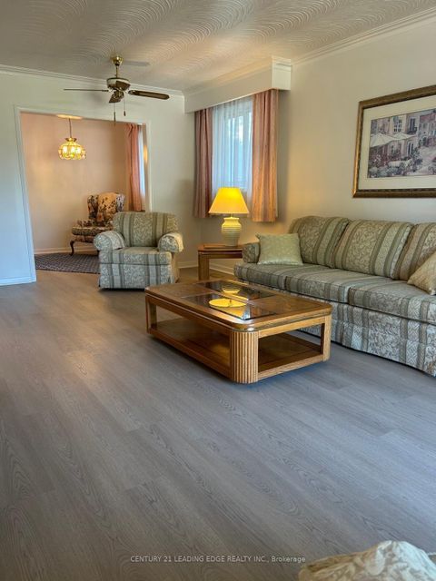 Photo 7 at 136 Morningside Avenue, West Hill, Toronto