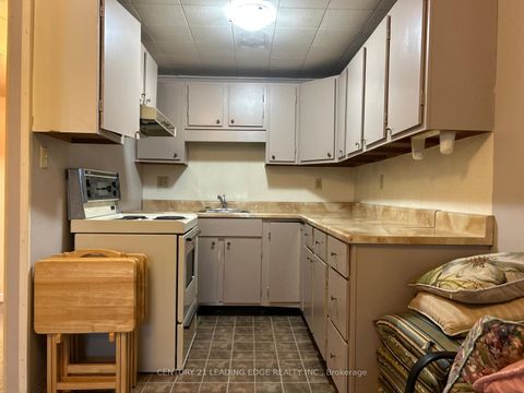 Photo 22 at 136 Morningside Avenue, West Hill, Toronto
