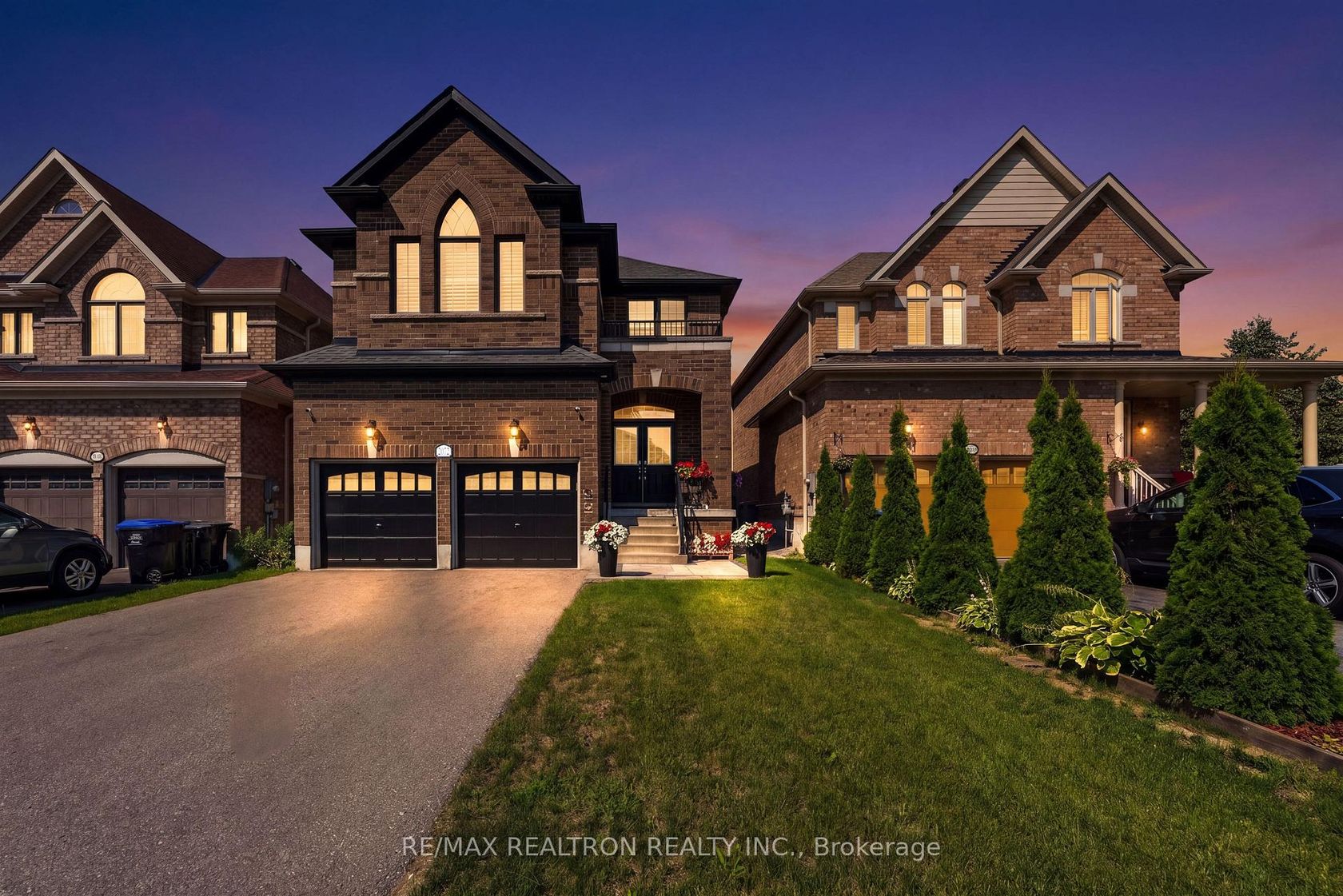 2072 Allison Street, Alcona, Innisfil photo number 2