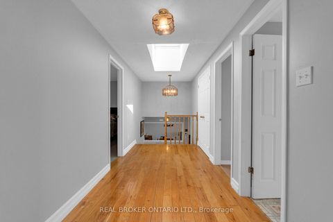 Photo 33 at 215 Mary Anne Drive, Painswick North, Barrie