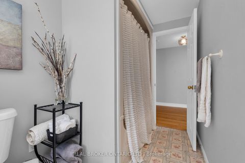 Photo 37 at 215 Mary Anne Drive, Painswick North, Barrie