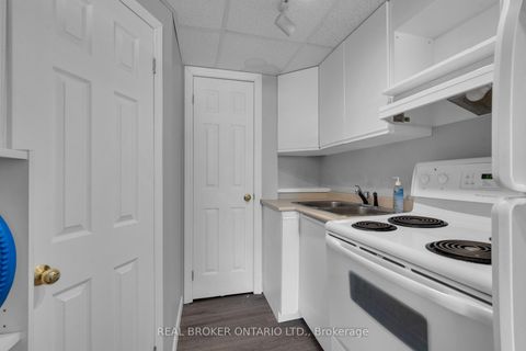 Photo 45 at 215 Mary Anne Drive, Painswick North, Barrie