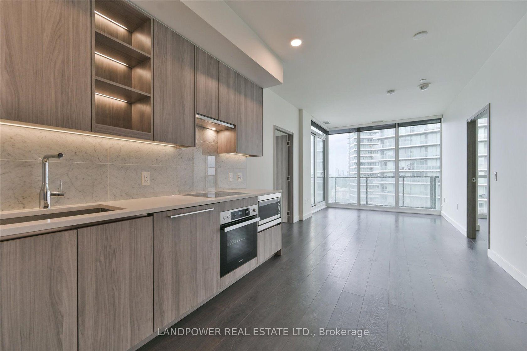 2712 - 95 Mcmahon Drive, Bayview Village, Toronto 2