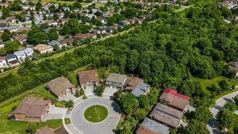 Photo 4 at 44 Greenhedges Court, Malvern, Toronto