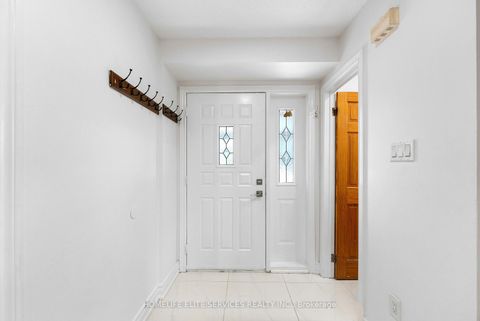Photo 7 at 44 Greenhedges Court, Malvern, Toronto