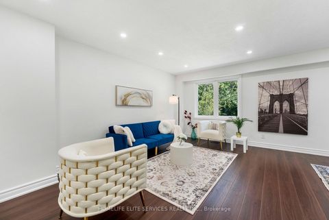 Photo 10 at 44 Greenhedges Court, Malvern, Toronto