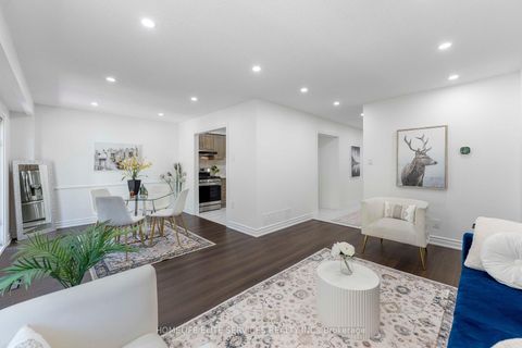 Photo 14 at 44 Greenhedges Court, Malvern, Toronto