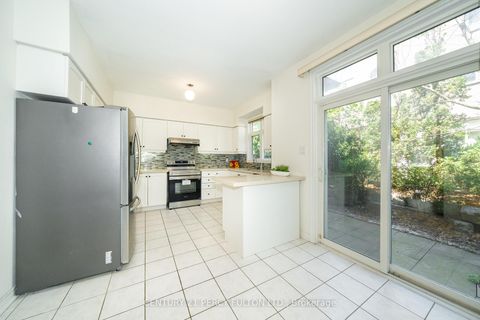 Photo 9 at 22 William Poole Way, Willowdale East, Toronto