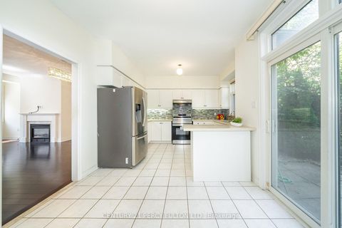 Photo 10 at 22 William Poole Way, Willowdale East, Toronto