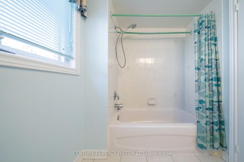 Photo 20 at 22 William Poole Way, Willowdale East, Toronto