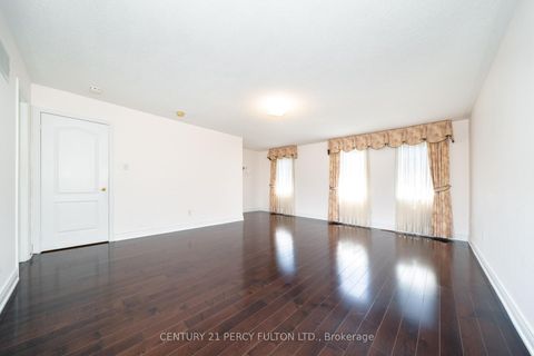 Photo 26 at 22 William Poole Way, Willowdale East, Toronto
