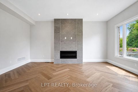 Photo 7 at 7 Richmond Park Drive, Keswick North, Georgina
