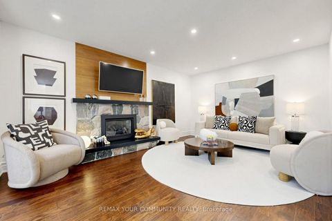 Photo 17 at 3 Cobblestone Drive, Don Valley Village, Toronto