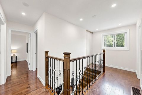 Photo 22 at 3 Cobblestone Drive, Don Valley Village, Toronto