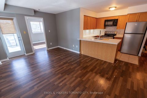 Photo 6 at 711 - 2772 Keele Street, CFB, Toronto