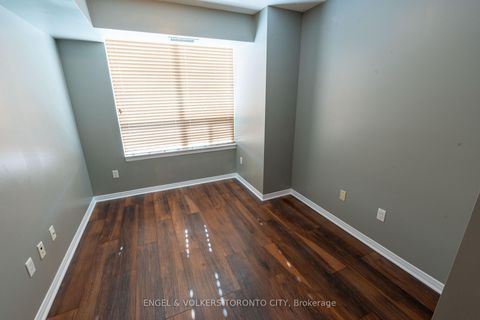 Photo 8 at 711 - 2772 Keele Street, CFB, Toronto