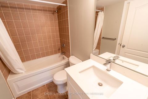 Photo 10 at 711 - 2772 Keele Street, CFB, Toronto