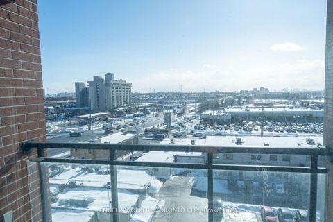 Photo 11 at 711 - 2772 Keele Street, CFB, Toronto