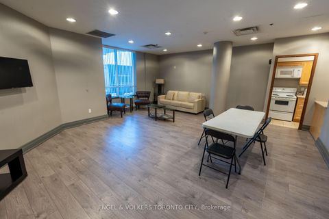 Photo 13 at 711 - 2772 Keele Street, CFB, Toronto