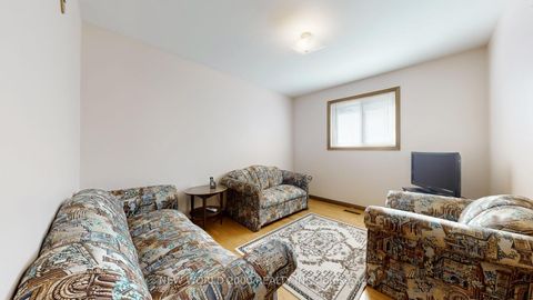Photo 17 at 17 Squirewood Road, Pleasant View, Toronto