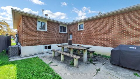 Photo 39 at 17 Squirewood Road, Pleasant View, Toronto