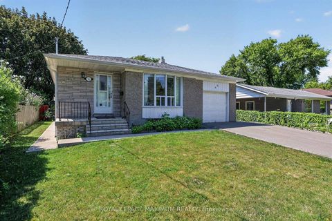 Photo 1 at 42 Pergola Road, Clairville, Toronto