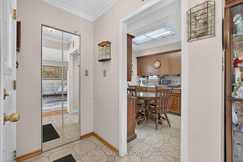 Photo 3 at 42 Pergola Road, Clairville, Toronto
