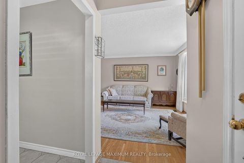 Photo 4 at 42 Pergola Road, Clairville, Toronto