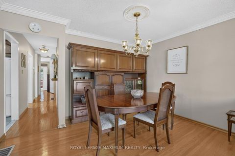 Photo 11 at 42 Pergola Road, Clairville, Toronto