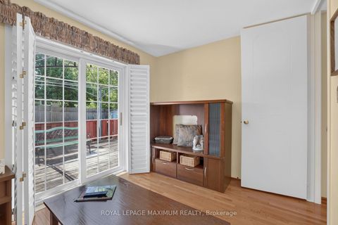 Photo 15 at 42 Pergola Road, Clairville, Toronto