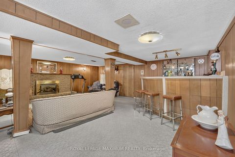 Photo 19 at 42 Pergola Road, Clairville, Toronto