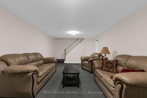 Photo 28 at 40 Farmingdale Crescent, Cundles East, Barrie