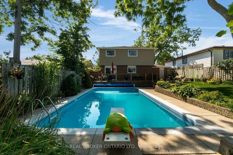 Photo 39 at 40 Farmingdale Crescent, Cundles East, Barrie