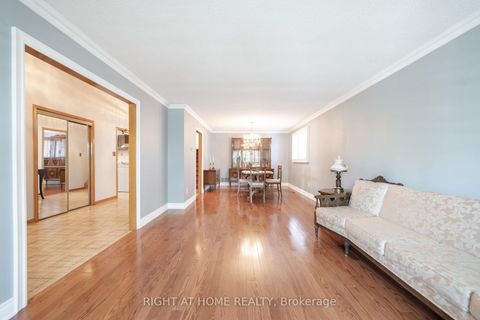 Photo 5 at 11 Timber Lane, East Woodbridge, Vaughan