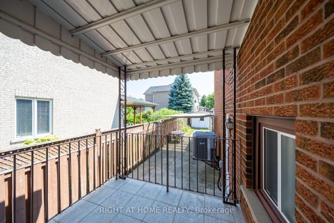 Photo 13 at 11 Timber Lane, East Woodbridge, Vaughan