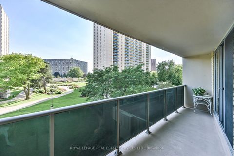 Photo 26 at 309 - 812 Burnhamthorpe Road, Markland Wood, Toronto