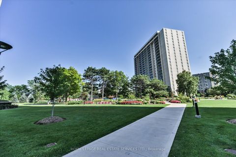 Photo 27 at 309 - 812 Burnhamthorpe Road, Markland Wood, Toronto