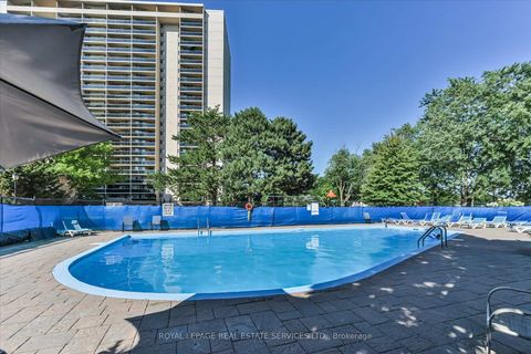 Photo 33 at 309 - 812 Burnhamthorpe Road, Markland Wood, Toronto