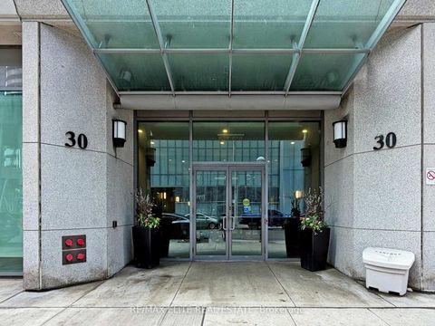 Photo 1 at 1806 - 30 Grand Trunk Crescent, Waterfront Communities C1, Toronto